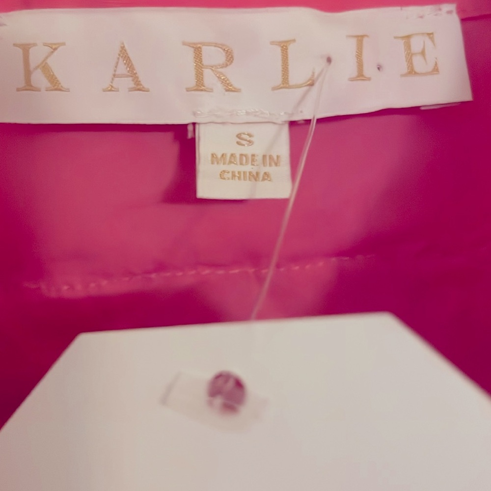 NWT Karlie Florence Pink Ruffle Button Up Top Small - Picture 10 of 10